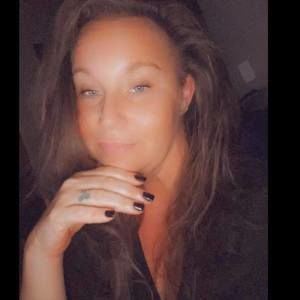 Meet your Posher, Leah